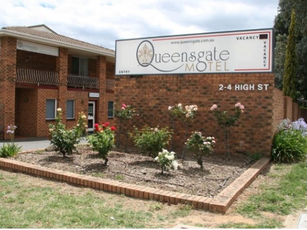 Queensgate Motel Queanbeyan Exterior photo