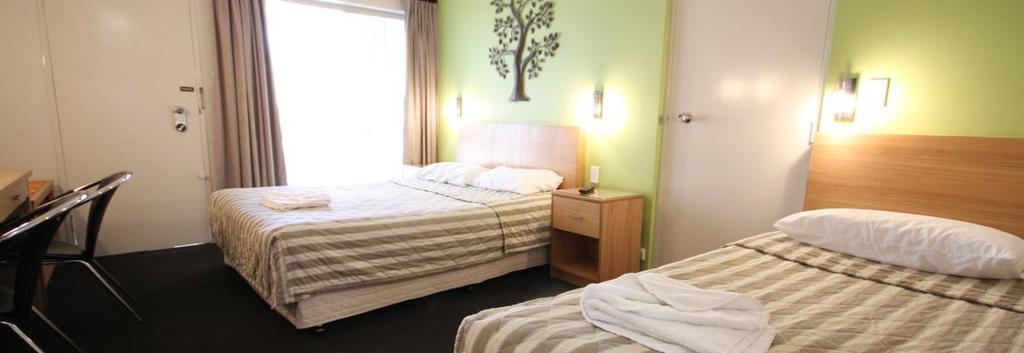 Queensgate Motel Queanbeyan Room photo